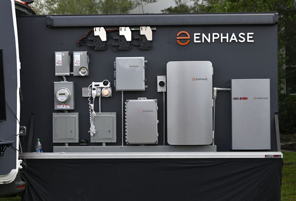 Enphase micro-omvormers en AC-opslag installatie in Drenthe